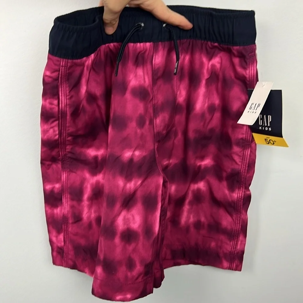 Boys Gap kids size XL/ 12 new colorful swim trunks
